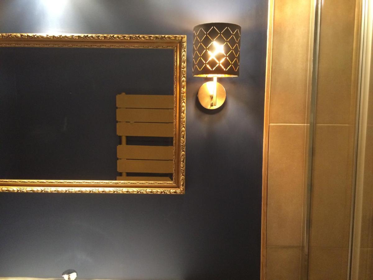 La Maison Bleue, Un Emplacement De Choix A Роде Экстерьер фото